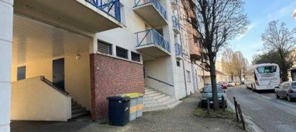 3 rooms Apartment in Agen, France No. 276626 2