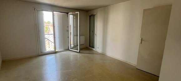 3 rooms Apartment in Agen, France No. 276626 3