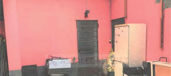 Квартира с 4 комнатами в Кремона, Италия № 290495 11