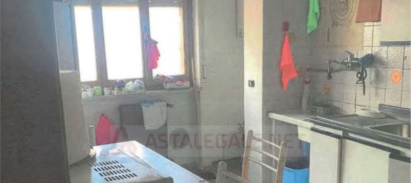 Квартира с 4 комнатами в Кремона, Италия № 290495 9