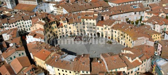 5 غرف نوم منزل في Lucca, Italy رقم 42726 7