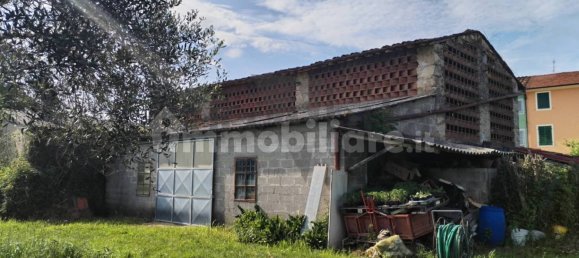 5 غرف نوم منزل في Lucca, Italy رقم 42726 4