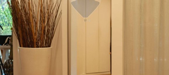 3 bedrooms Apartment in Rome, Italy No. 358207 5