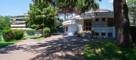 3 bedrooms Apartment in Rome, Italy No. 358207 8