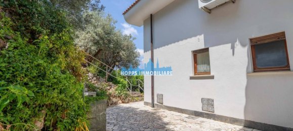 Вилла с 3 спальнями в Палермо, Италия № 320254 11