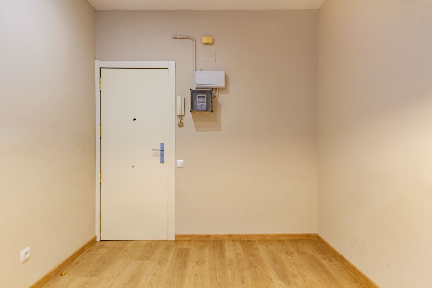 4 bedrooms Apartment in Barcelona, Spain No. 4332