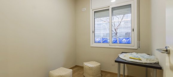 4 bedrooms Apartment in Barcelona, Spain No. 4332 11