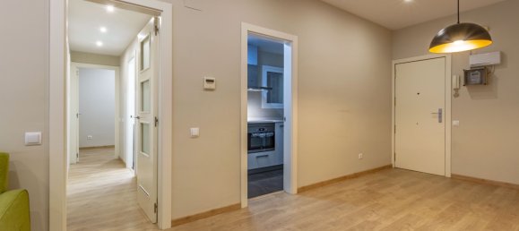 4 bedrooms Apartment in Barcelona, Spain No. 4332 5