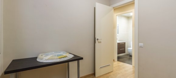 4 bedrooms Apartment in Barcelona, Spain No. 4332 13