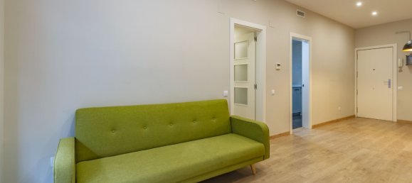 4 bedrooms Apartment in Barcelona, Spain No. 4332 4