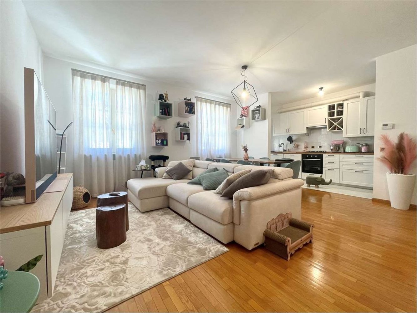 Apartamento de 2 habitaciónes en Scandiano, Italy No. 65685