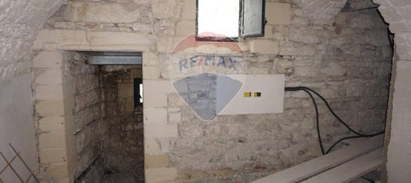 4 rooms House in Ragusa, Italy No. 5626 4