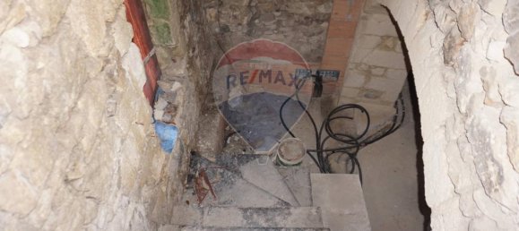 4 rooms House in Ragusa, Italy No. 5626 6