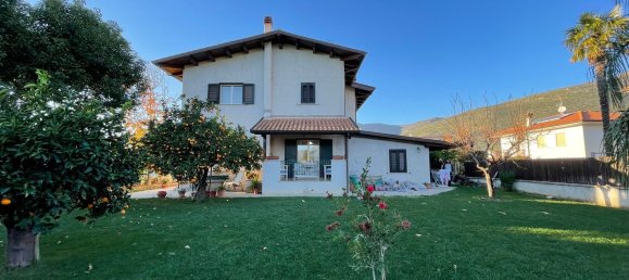 Вилла с 9 комнатами в Фонди, Италия № 118106 9