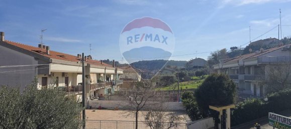 5 rooms House in Ortona, Italy No. 29643 5