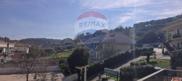 5 rooms House in Ortona, Italy No. 29643 4