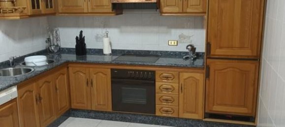 4 bedrooms House in A Coruna, Spain No. 133383 13