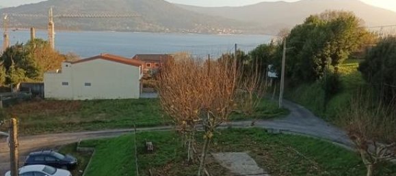 4 bedrooms House in A Coruna, Spain No. 133383 3