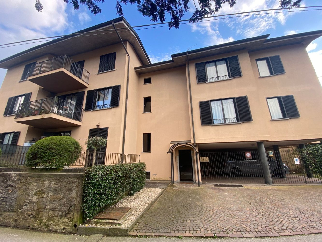 5-Zimmer Wohnung in Stresa, Italy, Nr. 13583