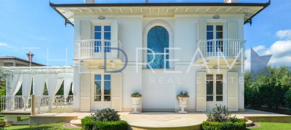 7 rooms Villa in Forte dei Marmi, Italy No. 35780 8