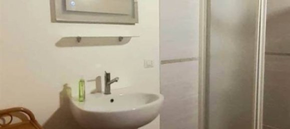 Imóvel comercial de 5 divisões em Quistello, Italy N.º 6626 46