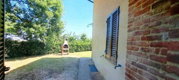 9 rooms House in Castiglione del Lago, Italy No. 116080 14
