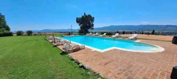 9 rooms House in Castiglione del Lago, Italy No. 116080 4
