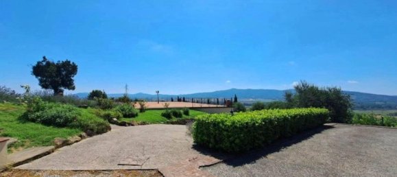 9 rooms House in Castiglione del Lago, Italy No. 116080 41