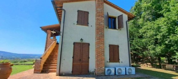 9 rooms House in Castiglione del Lago, Italy No. 116080 10