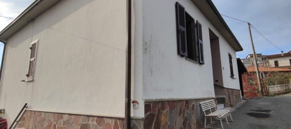 7 rooms House in Aulla, Italy No. 110901 23