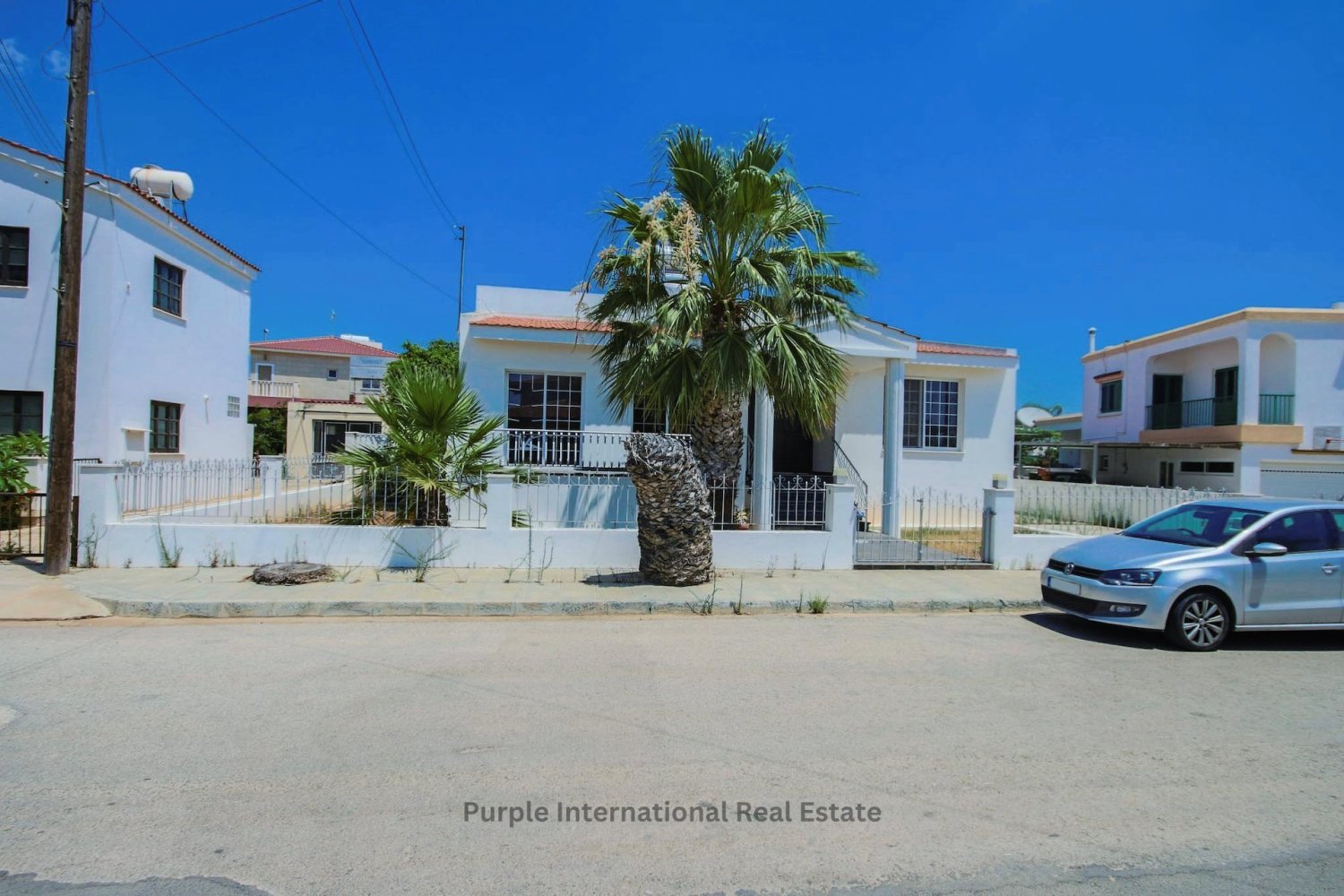 5 bedrooms Villa in Deryneia, Cyprus No. 22313