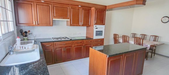 5 bedrooms Villa in Deryneia, Cyprus No. 22313 11