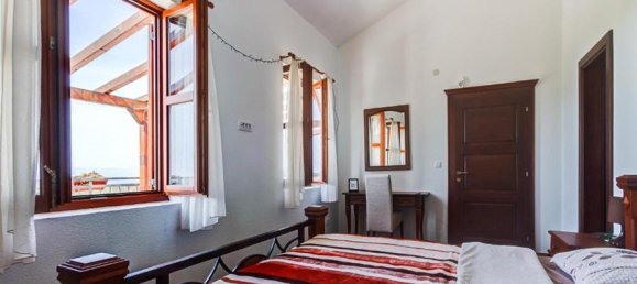 4 bedrooms Commercial property in Kotor, Montenegro No. 52 18