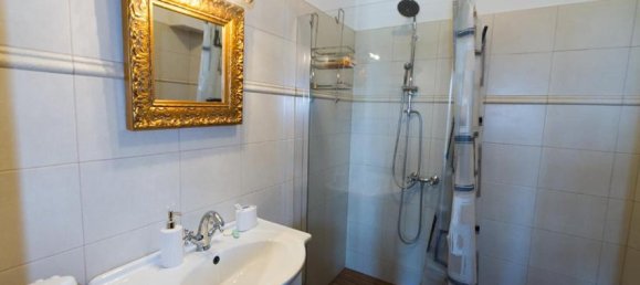 4 bedrooms Commercial property in Kotor, Montenegro No. 52 28