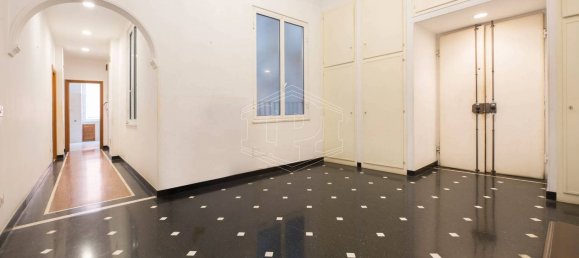 7 bedrooms Apartment in Genoa, Italy No. 332433 8