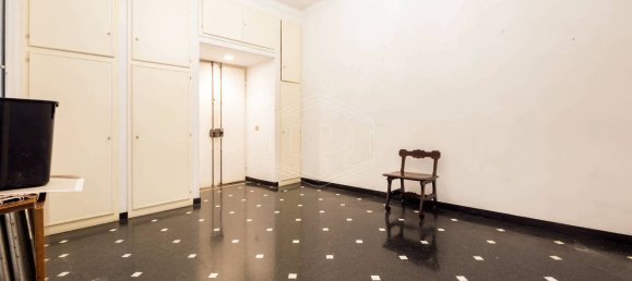 7 bedrooms Apartment in Genoa, Italy No. 332433 7