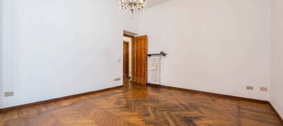 7 bedrooms Apartment in Genoa, Italy No. 332433 17
