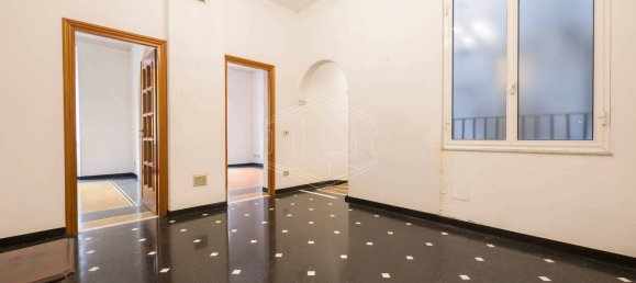 7 bedrooms Apartment in Genoa, Italy No. 332433 9