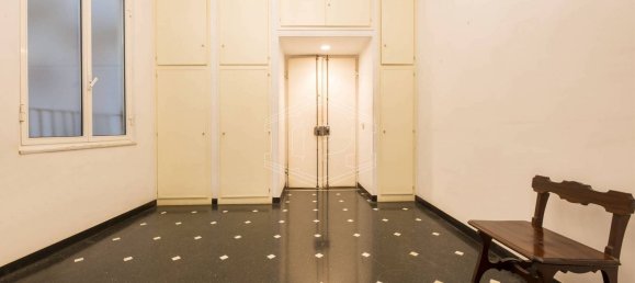 7 bedrooms Apartment in Genoa, Italy No. 332433 5