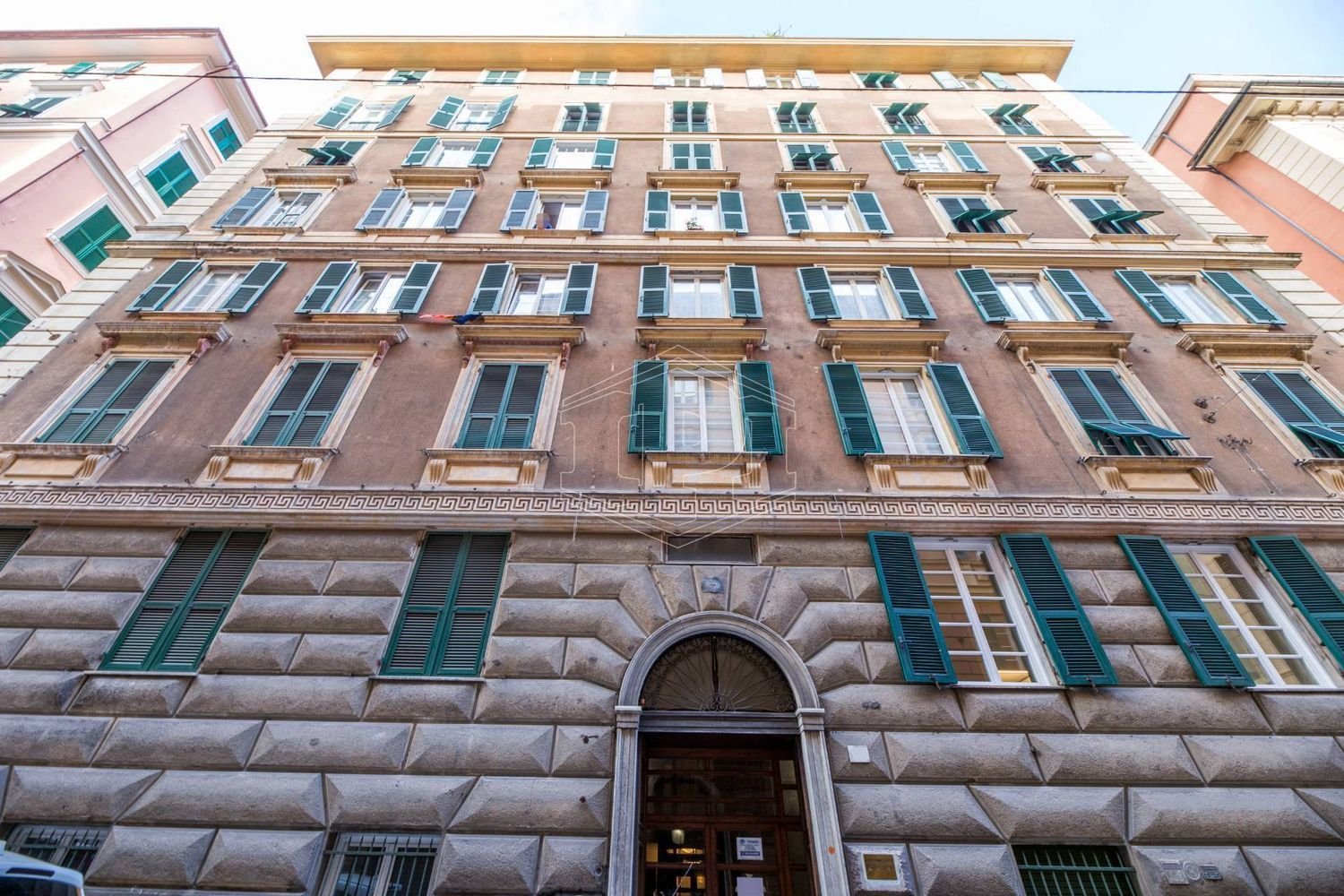 7 bedrooms Apartment in Genoa, Italy No. 332433