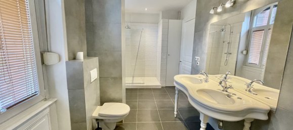 8 chambres Maison à Mulhouse, France No. 161096 9