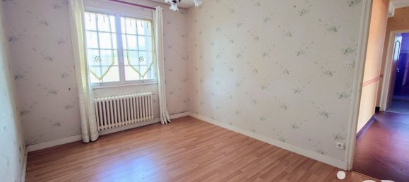 Casa de 3 dormitorios en Charente, France No. 321009 21