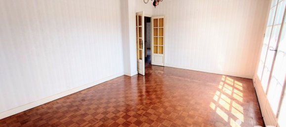 Casa de 3 dormitorios en Charente, France No. 321009 5