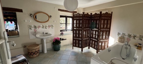 Дом с 4 спальнями в Эр и Луар, Франция № 286920 8