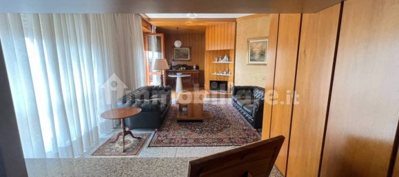 4 bedrooms Penthouse in Busto Arsizio, Italy No. 327812 18