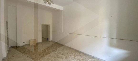 3 rooms House in Bitonto, Italy No. 19196 4