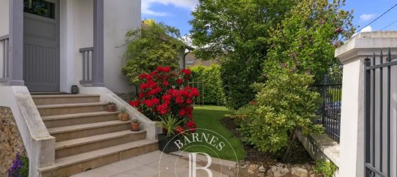 4 bedrooms House in Marly-le-Roi, France No. 180502 3