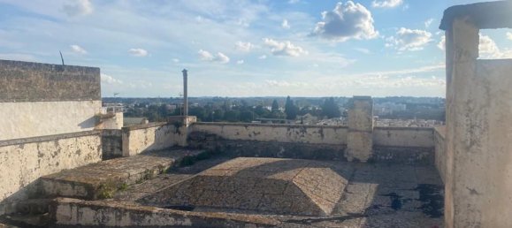 Дом с 7 комнатами в Matino, Италия № 142525 18