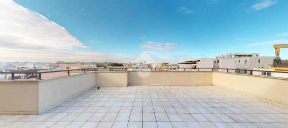 3 chambres Penthouse à Brindisi, Italy No. 73620 5
