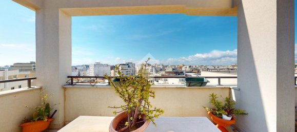 3 chambres Penthouse à Brindisi, Italy No. 73620 11